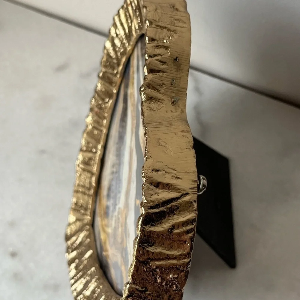 GOLD HEART SHAPED PHOTO FRAME 5x5” FREE STANDING (NEW) metal texture frame